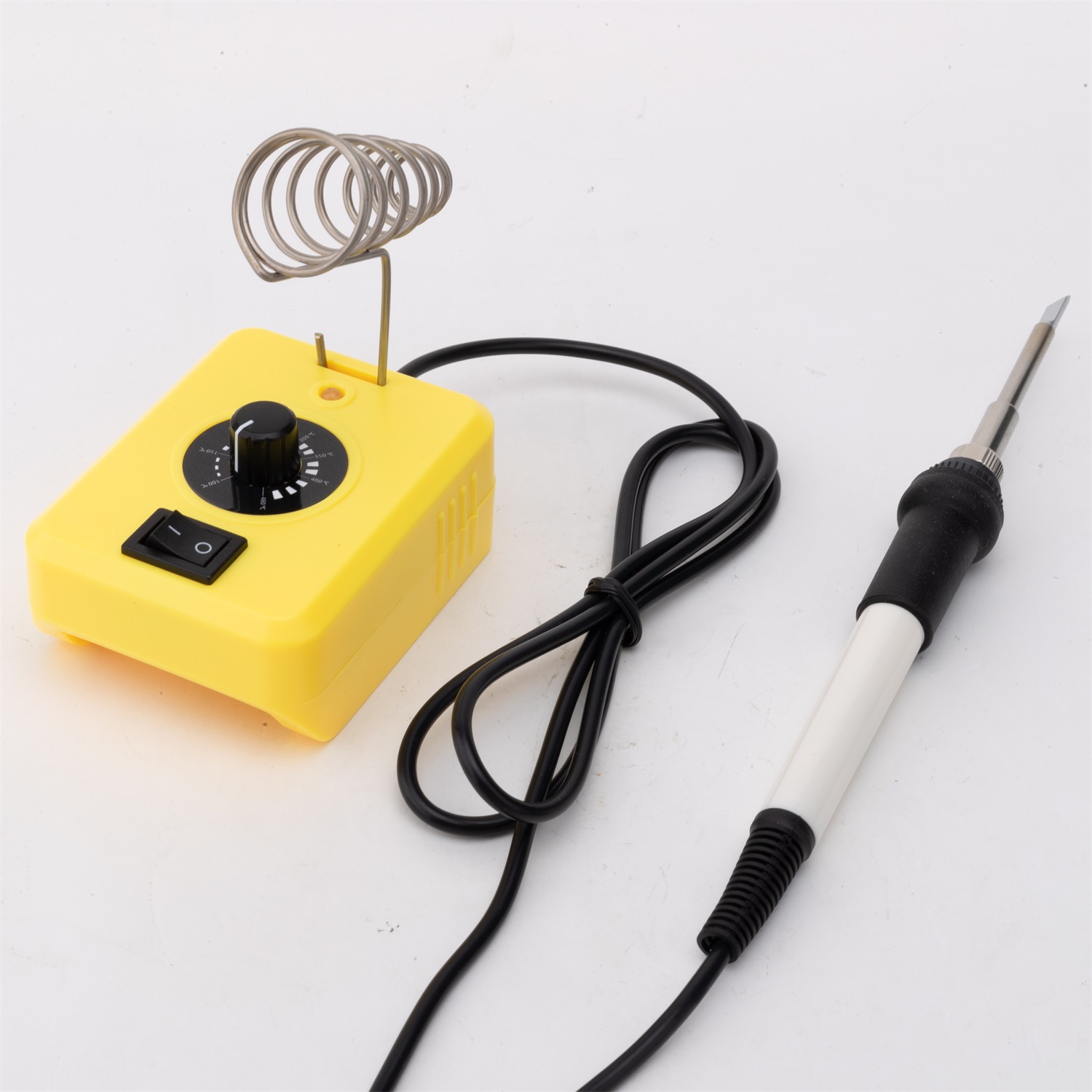لبطارية ليثيوم أيون ديوالت 18  - مراجعة T12 Soldering Station Oled وسعره